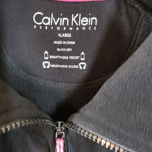 Plus Size Calvin Klein Performance Women's Black Fleece Jacket - Picture 3 of 10